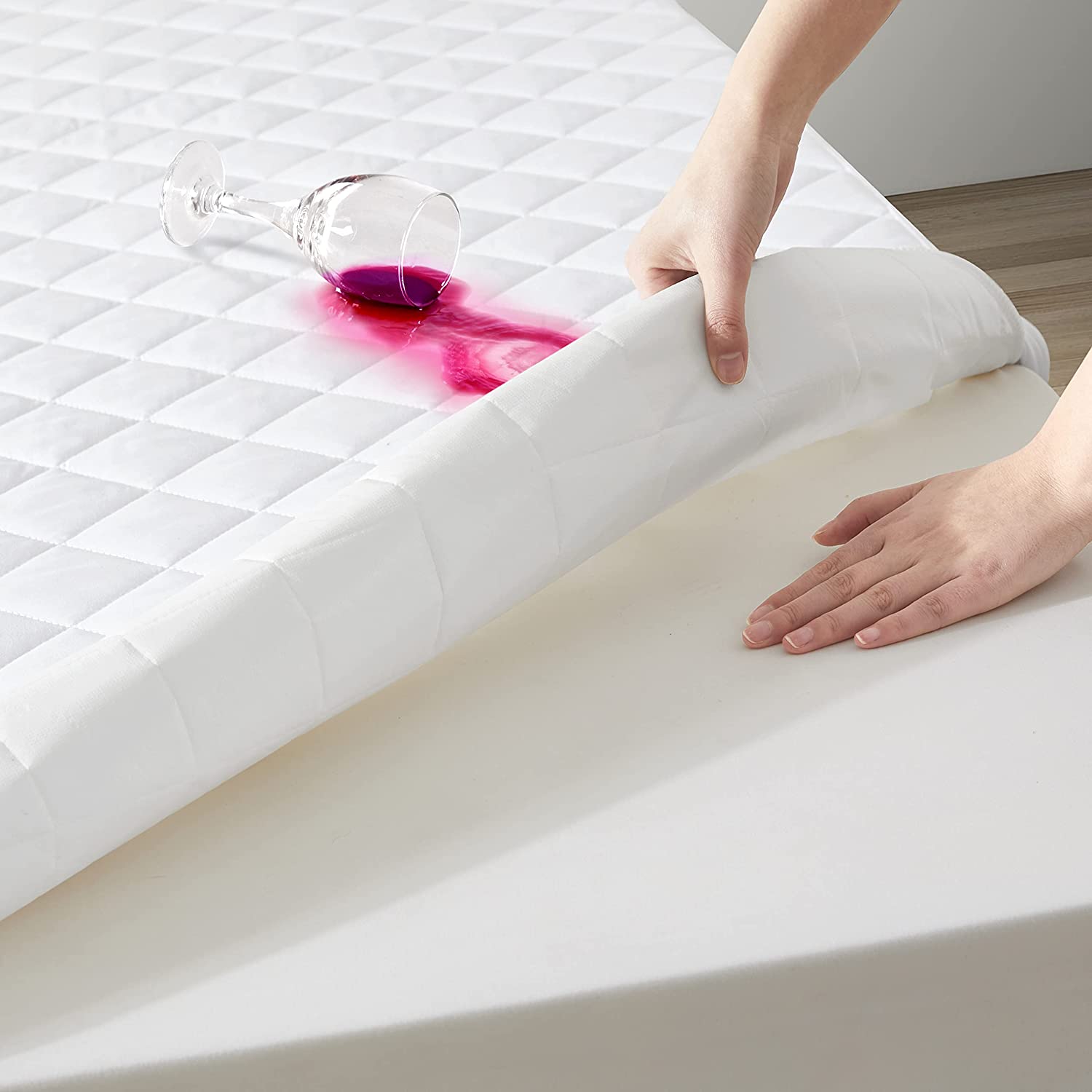 waterproof-mattress-cover-noiseless-and-breathable-bamboo-protection-coolbamboostore
